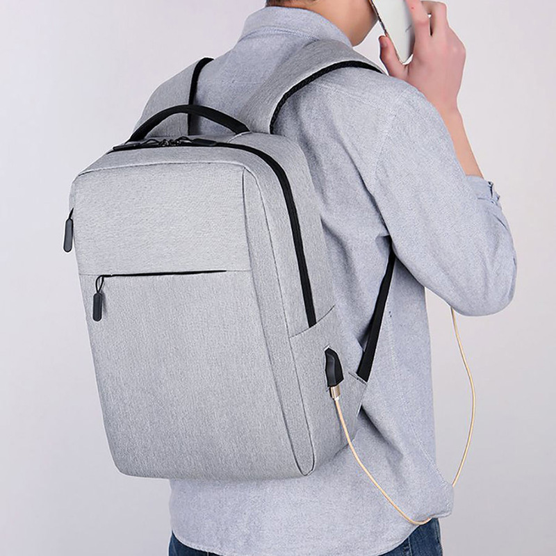 ideal daily commuting backpack